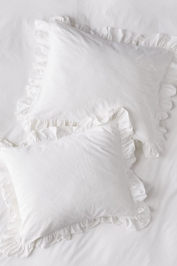 Crepe Ruffled Shams - set of 2